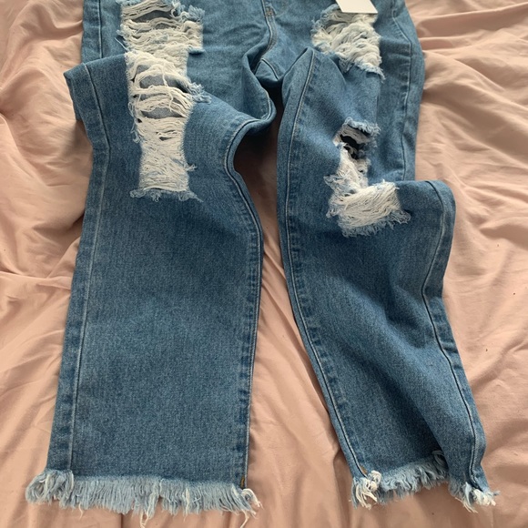 Denim overalls with super cute chains, a belt! - Picture 3 of 4